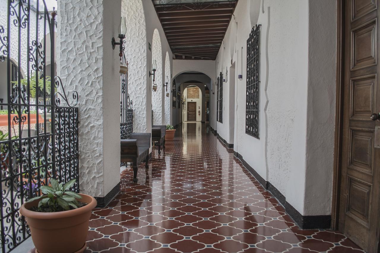 Hotel Ajau Colonial Ciudad Guatemala Eksteriør billede